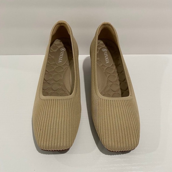 Women\'s Beige Knit Block Heel Pumps main image 3